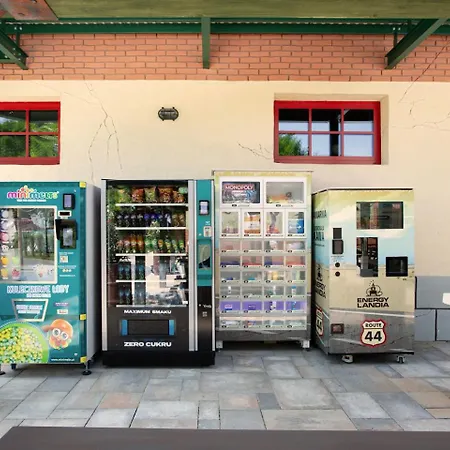 Encar - Blizej Nie Bedzie キャンプ場 ザトル