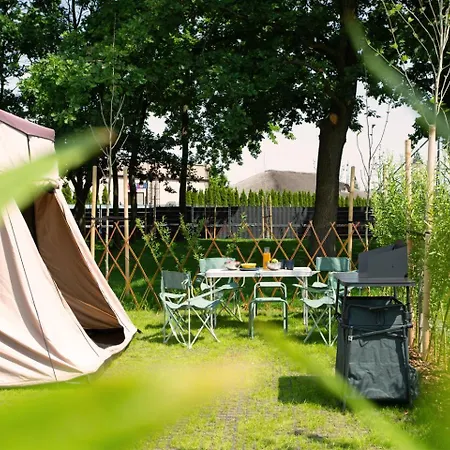 Encar - Blizej Nie Bedzie Campsite