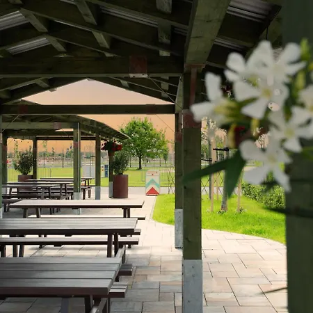 Kemping Encar - Bliżej Nie Będzie