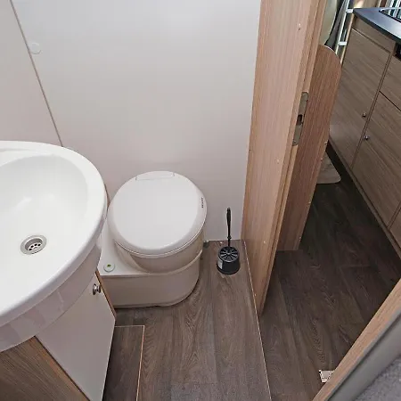 Encar - Blizej Nie Bedzie キャンプ場 *